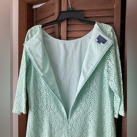 Pendleton Mint Green Lace Shift Dress - Picture 4 of 15